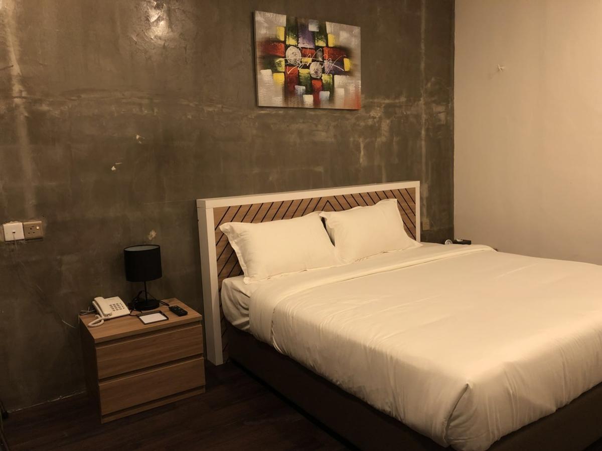 เค บูทิก โฮเต็ล Hotel เตลุคอินทัน ภายนอก รูปภาพ