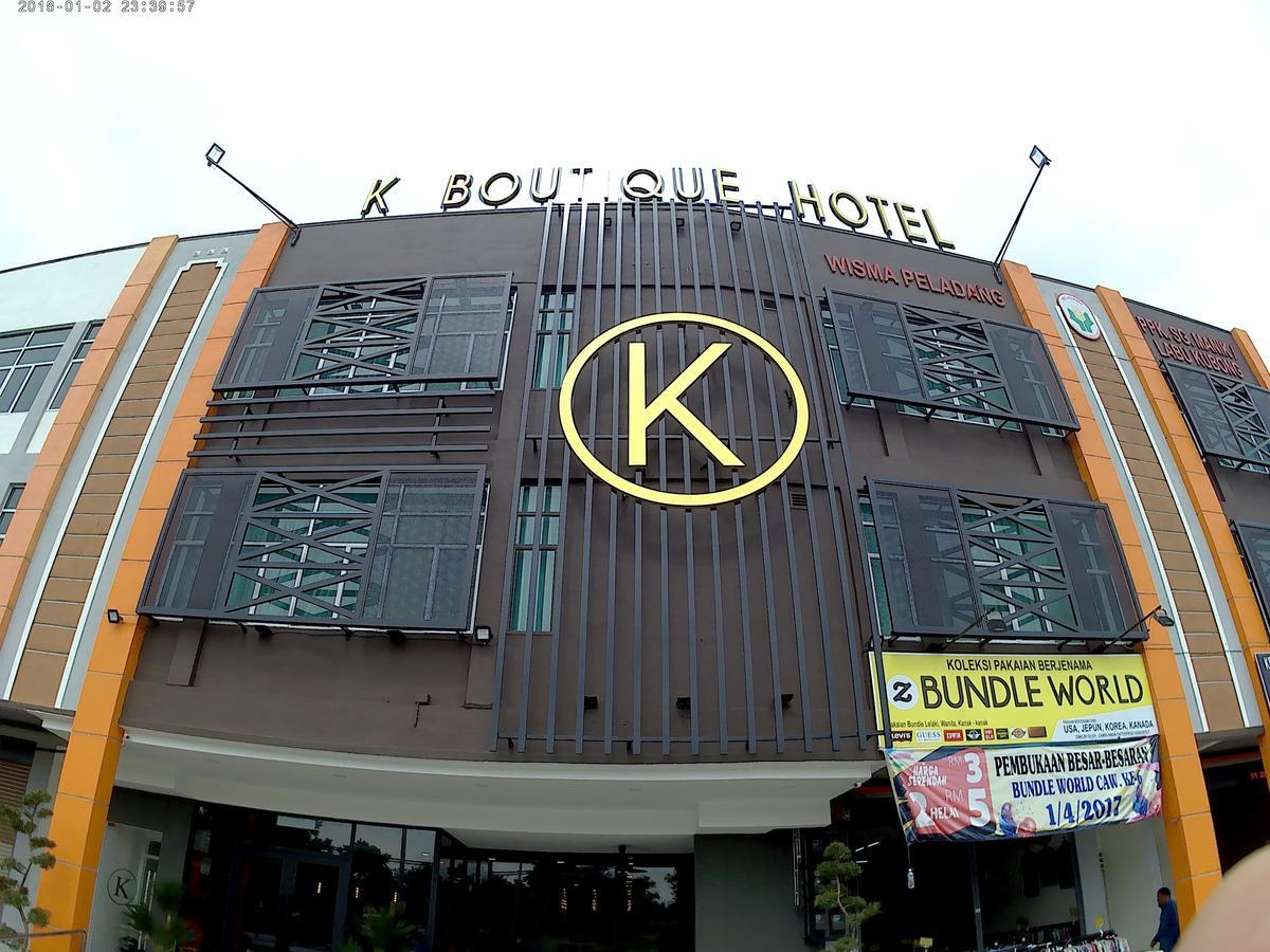 เค บูทิก โฮเต็ล Hotel เตลุคอินทัน ภายนอก รูปภาพ