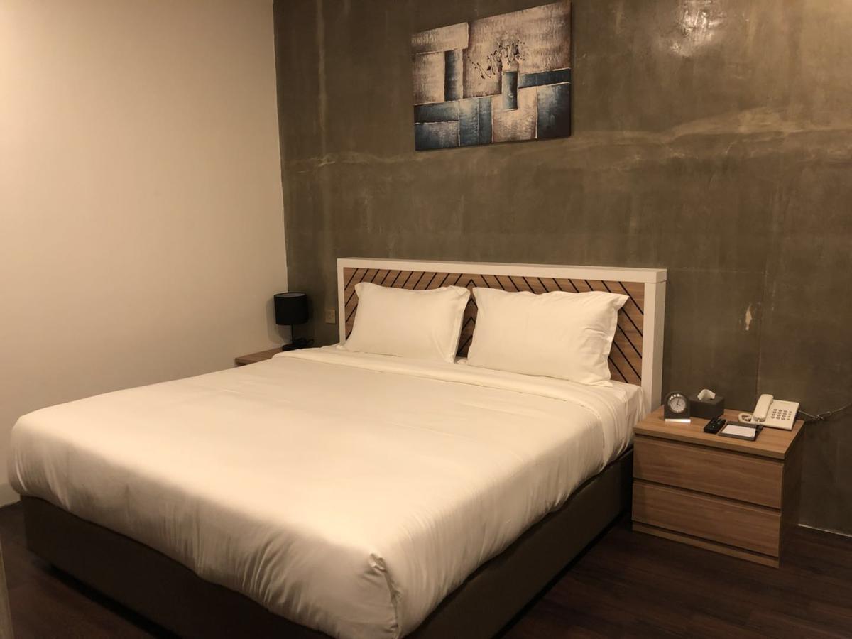 เค บูทิก โฮเต็ล Hotel เตลุคอินทัน ภายนอก รูปภาพ